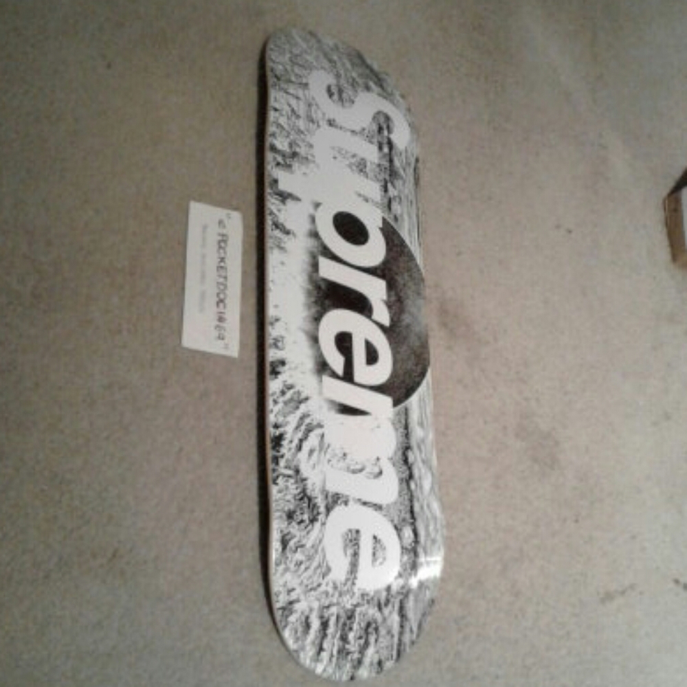 Supreme Akira Neo-Tokyo Skateboard Fw17